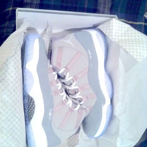 cool greys Jordan 11s Cool Grey, Cool Grey 11s Outfits, Cool Grey 11s, Grey 11s, Nike Shoes Photo, Cool Greys, Jordan 11s, Trendy Shoes Sneakers, Dr Shoes