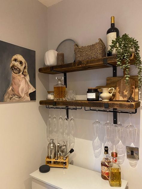 Under Shelf Wine Glass Rack, Wine Glass Shelves, Bar Shelf Ideas, Small Kitchen Living Room, Wine Glass Hanger, Drink Shelf, Wine Glass Shelf, Bar Stuff, Bar Shelves