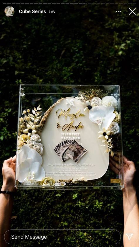 Wedding Mahr Frames, Mas Kawin Frame, Mas Kahwin Ideas, Mas Kahwin Frame, Box Mahar, Mahar Akrilik, Wedding Hantaran, Money Frame, Box Hantaran