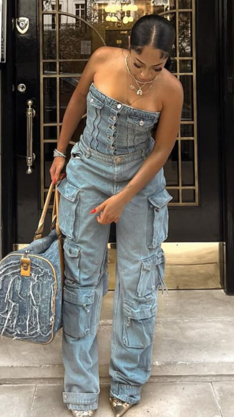 Full Jeans Outfit, Full Denim Outfit, Blue Denim Outfits, Denim Party Outfit, Cargopants Streetwear, All Denim Outfits, Denim Party, Blue Jean Outfits, African Inspired Clothing