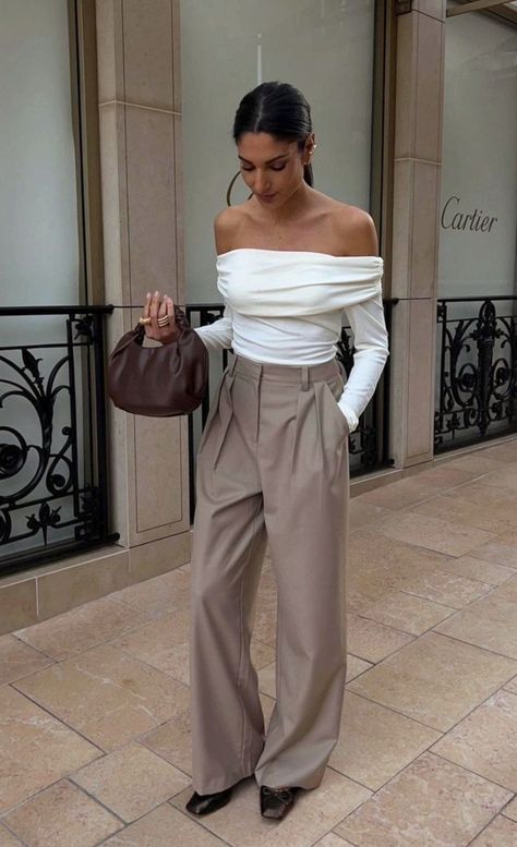 Vinter Mode Outfits, Off The Shoulder Top Outfit, Holy Chic, Fashion Curvy, Chique Outfits, Latina Fashion, Office Outfit, Chic Outfit, Looks Style