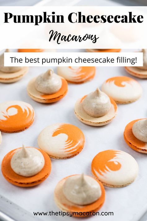 Best Pumpkin Cheesecake, Pumpkin Cheesecake Filling, Cheesecake Macarons, Macaroon Filling, Macaroon Cookies Recipe, Spice Cheesecake, French Macaroon Recipes, Pumpkin Spice Cream, Pumpkin Spice Cheesecake