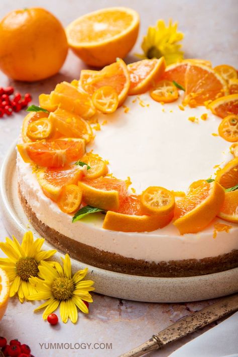 Orange Desserts Aesthetic, Orange Cheesecake No Bake, Pomegranate Cheesecake, Orange Cake Decoration, Fresh Orange Cake, Orange Cheesecake Recipes, Orange Recipes Dessert, Quick Cheesecake, Cheesecake Decoration