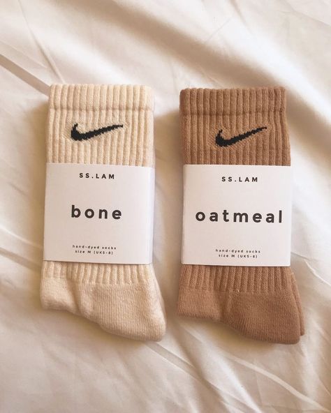 Beige Nike Socks, Nike Women Socks, Neutral Nike Socks, Nude Nike Socks, Cute White Socks Aesthetic, Cream Nike Socks, Aesthetic Nike Socks, Nike Socks Colorful, Beige Wishlist