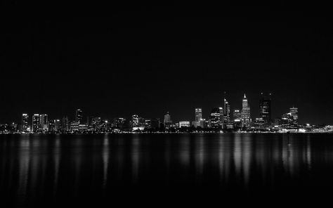 #city #night #dark #skyline #architecture #river #4K #wallpaper #hdwallpaper #desktop City Skyline Wallpaper, Computer Wallpaper Hd, Water Architecture, Laptop Wallpaper Desktop Wallpapers, Black And White City, View Wallpaper, City Background, Dark City, City Night