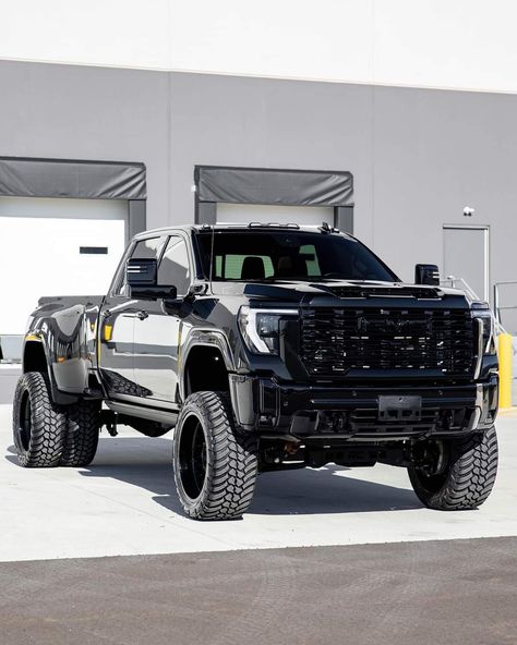 Black Pickup Truck Aesthetic, Gmc Dually Trucks, Black Gmc Denali Truck, Lifted Dually Trucks, Gmc Diesel, Gmc Denali Truck, Denali Truck, Chevy Duramax, Gmc Denali