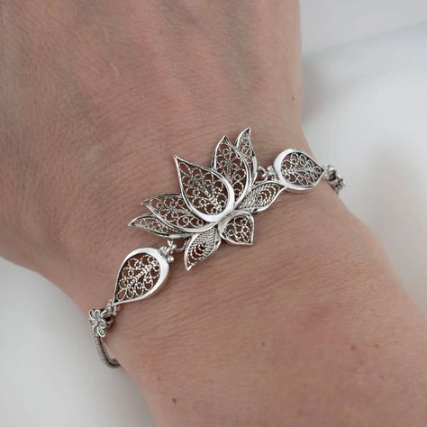 Silver Jewellery Design, Money Crown, Lotus Motif, Lotus Flower Jewelry, Silver Bracelet Designs, Silver Bracelet For Women, Flower Woman, Lotus Bracelet, Lotus Flower Design