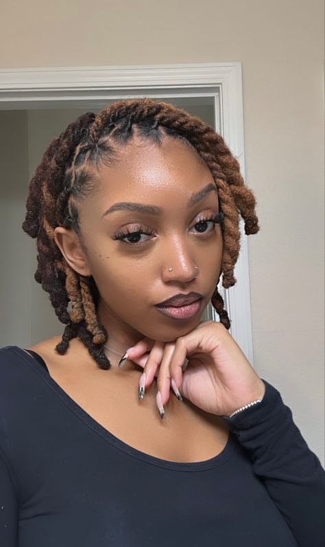 Women Dread Hairstyles, Dreds Locs Black Women Styles Short, Shirt Loc Hairstyles, Thick Locs On Black Women Styles, Formal Locs Hairstyles Black Women, Loc Knots Styles Short, Styling Dreads Black Women, Chin Length Locs, Retwist Locs Style Short Women