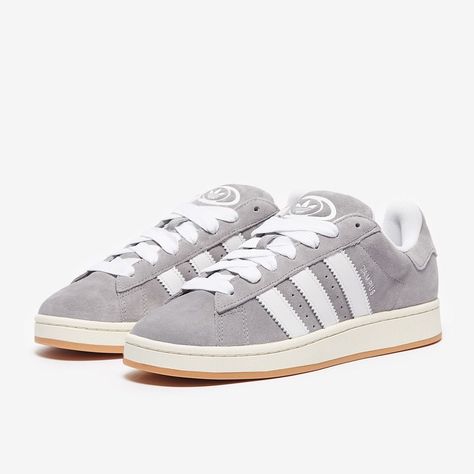 Shoes That Go With Everything Casual, Cute Shoes For School Casual, Cute Shoes To Buy, Campus 00s Adidas, Christmas Wishlist Shoes, Grey Adidas Campus 00s, Gray Adidas Campus, Grey Campus 00s, Adidas Campus Shoes Outfit