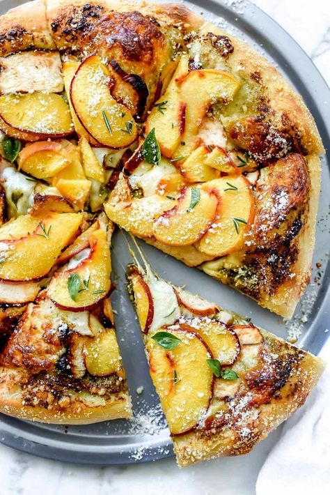 Chicken And Peaches, Homemade Pizza Recipe Easy, Apple Pizza, Chicken Apple, Pesto Pizza, Easy Homemade Pizza, Foodie Crush, Balsamic Chicken, Pizza Recipes Homemade