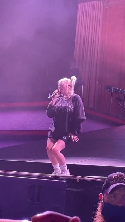 There For I Am Billie Eilish, Billie Eilish Therefore I Am, Billie Eilish Once Said, Therefore I Am Billie Eilish, Billie Eilish Live, Billie Bossa Nova, Billy Eilish, Billie Eilish Concert, Woman In Suit