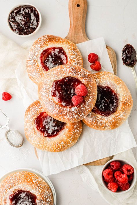 Raspberry Cheesecake Brioche Buns | Sift With Kima Raspberry Dessert Recipes, Breakfast Brioche, Raspberry Recipes Dessert, Brioche Bread Recipe, Raspberry Dessert, Oreo Pie, Raspberry Desserts, Peanut Butter Oreo, Yeast Breads