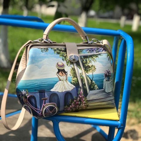 size: 24*30*15 cm👩🏻‍🎨hand-painted 🎒leather bags ✈️worldwide delivery Hand Painted Leather Bag, Painted Leather Bag, Hand Painted Leather, Leather Bags, Leather Working, Leather Craft, Leather Bag, Lunch Box, Hand Painted