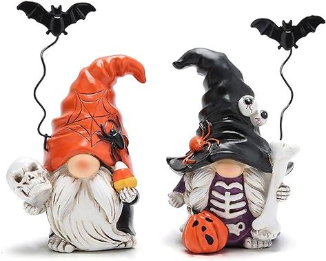 Trick or Treat Gnomies!!! Batty little friends ready for haunting Gnomes Halloween, Gnome Decorations, Halloween Gnomes, Halloween Gnome, Outdoor Home Decor, Halloween Parties, Halloween Decor, Collectible Figurines, Elf