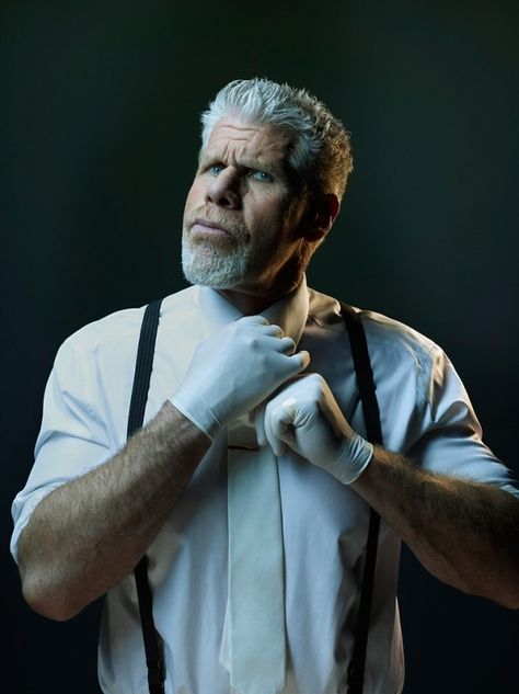 Nadav Kander, Wow Photo, Ron Perlman, Foto Tips, Male Portrait, Creative Portraits, Portrait Inspiration, 인물 사진, Famous Faces