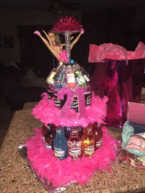 21st Birthday beer cake 21st Birthday Beer Cake, Cake 21st Birthday, Diy 21st Birthday Gifts, 21st Birthday Gifts For Girls, 21st Birthday Diy, 21st Birthday Sash, Birthday Beer Cake, Diy Valentinstag, Guys 21st Birthday