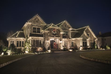 Residential Holiday Decorating and Christmas Light Service Portfolio | Christmas Decor Outdoor Christmas Lights Diy, Winter House Exterior, Classy Christmas Decor, Design Hall, Christmas Lights Outside, Christmas Light Installation, Hanging Christmas Lights, Red Christmas Decor, Dream Life House