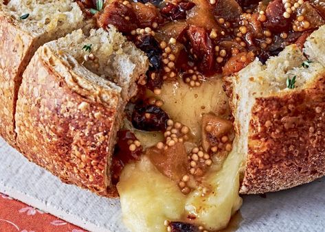 Baked brie bread bowl recipe Baked Brie In Bread, Baked Brie Bread Bowl, Baked Brie Bread, Brie Bread Bowl, Fig Jelly, Brie Bread, Tear And Share Bread, Bread Bowl Recipe, Beetroot Relish