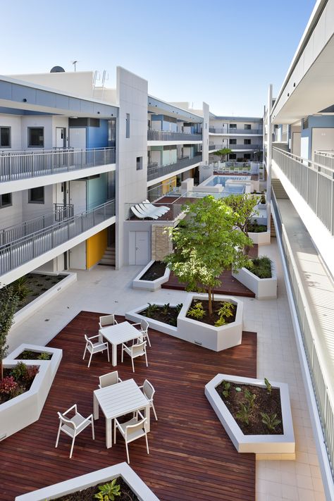 Multi Residential Apartments, Apartment Courtyard Design, Courtyard Design Architecture, Residential Courtyard, Apartment Courtyard, Courtyard Architecture, Patio Plan, Courtyard Apartments, Architecture Courtyard