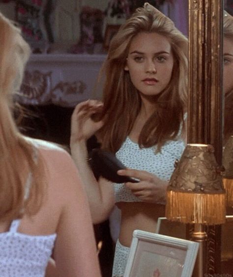 Clueless Aesthetic, Clueless 1995, How To Have Style, Cher Clueless, Cher Horowitz, Alicia Silverstone, Gossip Girls, Girly Movies, Clueless Outfits