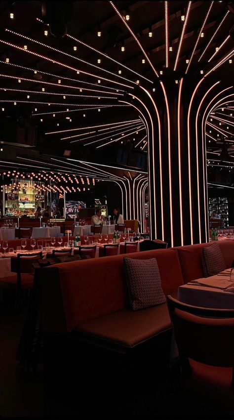 Night Clubs Interior Design, Club Design Interior Nightclub, Night Club Design Interior, Luxury Night Club Interior Design, Club Interior Nightclub, Club Bar Design, Night Club Interior Design, Dnd Landscape, Small Restaurant Ideas