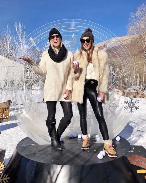 Visit Here: St. Regis Resort in Aspen, Colorado - My Style Diaries Aspen Chic Attire, Mountain Resort Outfit, Aspen Chic Fashion Style, Aspen Night Outfit, Aspen Dinner Outfit, Aspen Looks, Aspen Style Winter, Snow Bib Outfit, Aspen Colorado Winter Outfits