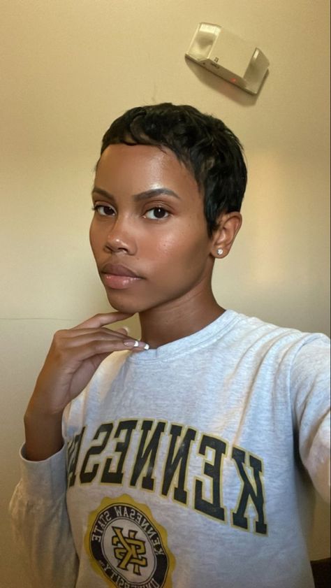 Pixie Haircut For Mixed Women, Rihanna Short Hair, Starfield Library, Short Relaxed Hairstyles, Short Shaved Hairstyles, Natural Hair Short Cuts, Short Hair Black, Short Hair Pixie Cuts, Short Sassy Hair