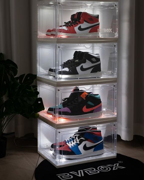 We’re the 🐐 at providing the ultimate sneakerhead storage solutions. #snekaerhead #sneakercon #sneakercollection #memorabiliadisplaycases #displaycase #display #sneakerusa #kicks #hypebeast #kicksonfire #sneakeraddict #sneakercollector #kicksoftheday #kicksonfire #sneakernews #sneakerholics#bvbox #bvbox_us Sneakerhead Storage, Memorabilia Display, Shoe Wall, Sneakers Addict, David Beckham, Sneaker Collection, Display Case, Sneaker Head, Birthday Wishes