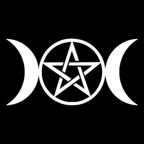 Evil Eye Removal, Witchy Symbols, Wicca Pentacle, Hecate Altar, Lady Hecate, Pagan Magick, Good Luck Spells, Pagan Symbols, Triple Moon Goddess