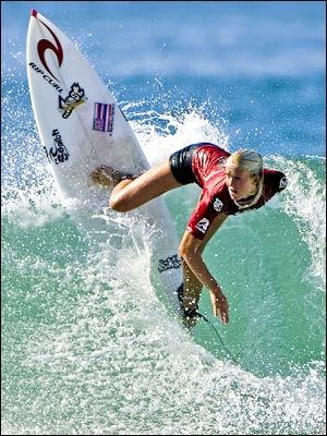 Hamilton Aesthetic, Professional Surfers, Bethany Hamilton, Soul Surfer, Pro Surfers, Hawaii Surf, Surf Lesson, Water Me, Big Waves