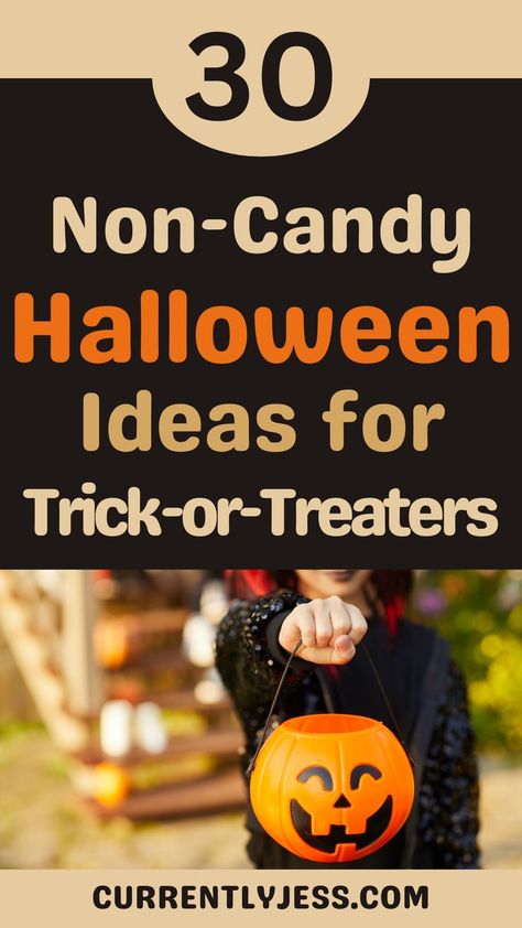 Looking for spooktacular non-candy options for Halloween? Check out these fun and creative alternatives that will delight trick-or-treaters and party guests alike! From glowing goodies to spooky stickers, these non-candy treats are perfect for adding extra fun to your Halloween celebrations. No candy, no problem—these ideas will make your Halloween unforgettable! Halloween Candy Bag Ideas, Halloween Treat Ideas For Kids, Halloween Candy Alternatives, Creative Halloween Treats, Halloween Treat Ideas, Halloween Alternatives, Candy Alternatives, Clever Halloween, Halloween Goodie Bags