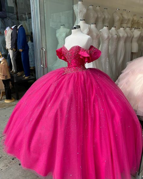 Quinceanera Dresses Dark Pink, Fushia Quinceanera Dresses, Quinceanera Dresses Fushia, Fuschia Quinceanera Dresses, Hot Pink Quince Theme, Bright Pink Quinceanera Dresses, Quinceanera Dresses Hot Pink, Barbie Quinceanera Theme, Hot Pink Sweet 16 Dresses