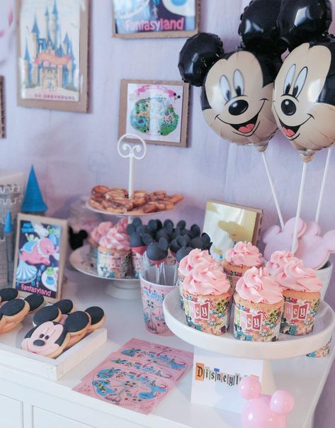 Vintage Disneyland Photos, Disney World Birthday Party Ideas, Classy Disney Birthday Party, One Year Old Disney Birthday, Mickey Mouse Birthday Pastel Colors, Disneyland 2nd Birthday Theme, Disneyland Second Birthday, Disneyland Birthday Decorations, Disney Park Birthday Party