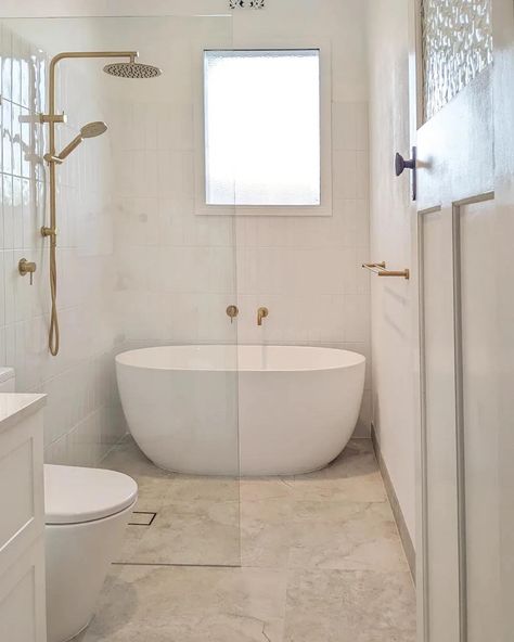 Wet Room With Bath, Tile Cloud, Modular Bathroom, Travertine Bathroom, Wet Room Bathroom, Modular Bathrooms, Subway Tiles Bathroom, Small Bathroom Renovations, Timeless Bathroom