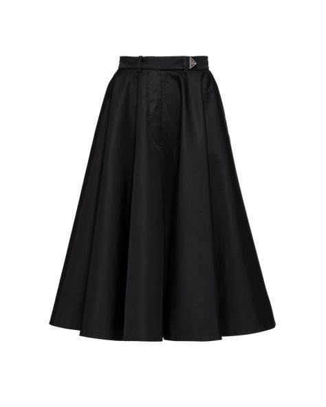 Lined Hook and button closure Enameled metal triangle logo Angled slash pockets Waistband with belt loops Airport Fashion, Prada Clothes, Prada Skirt, Belted Midi Skirt, Prada Women, Midi Skirt Black, Black Midi Skirt, Triangle Logo, Skirt Women