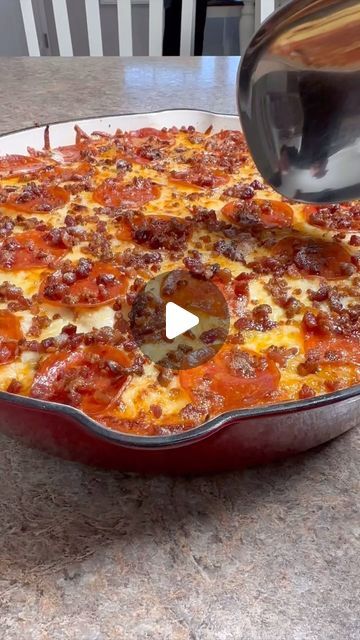 Pepperbellypete on Instagram: "Supreme Pizza Pasta. Video Inspired by Katie Cross. It looked so good I had to try it. #cooking #pizza #pasta #recipe #dinner #fyp" Supreme Pizza Pasta, Pizza Treats, Casserole Pizza, Pizza Recipe Video, Pepperoni Dip, Pizza Pasta Recipe, Pizza Pasta Bake, Supreme Pizza, Baked Ribs