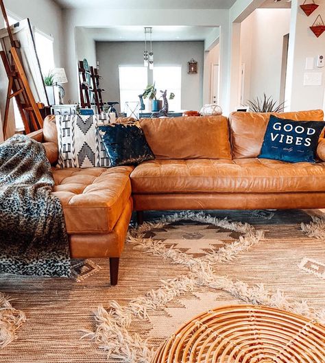 Mid Century Leather Couch, Mid Century Modern Leather Couch, Cozy Mid Century Modern Living Room, Mid Century Couch, Modern Sectional Sofas, Mid Century Modern Sectional Sofa, Leather Sofa Couch, Mid Century Modern Sectional, Comfy Vibes