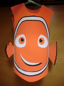 Nemo And Dory Costume, Finding Nemo Costume Diy, Fish Costume Kids, Dory Costume, Under The Sea Costumes, Sea Creature Costume, Finding Nemo Costume, Nemo Costume, Christmas Costumes Women