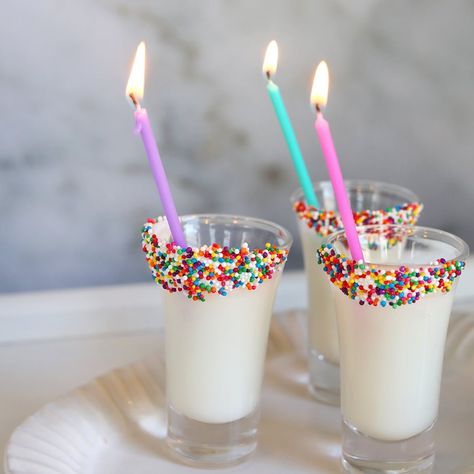 Chocolate Cake Shot, Birthday Cake Shots, Lemon Drop Shots, Cake Shot, Candy Shots, White Chocolate Liqueur, Cake Shots, Birthday Cake Pops, Cookie Cake Birthday