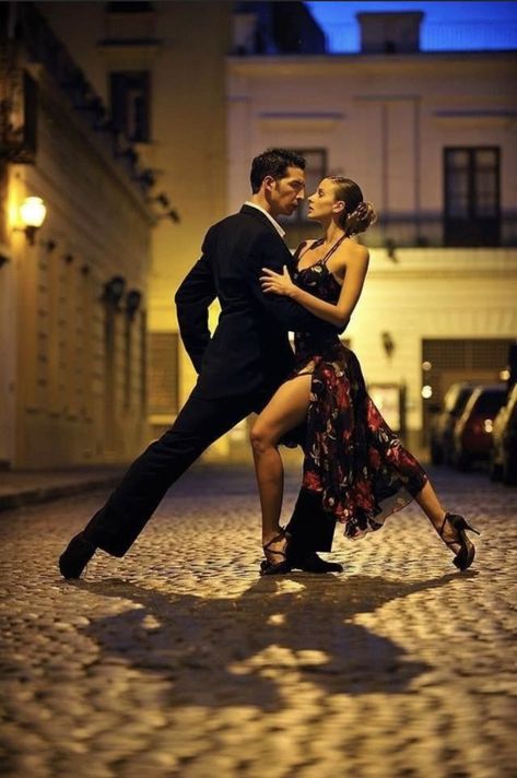 Bachata Dance, Dance Classes, Latin Dance, The Dance, In Dubai, Tango, Dubai, Dancing, Argentina