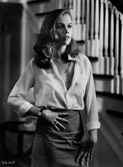 Kathleen Turner Body Heat, Heat Movie, Kathleen Turner, Rachel Ward, Young Celebrities, Female Actresses, Fashion Tv, Old Hollywood Glamour, Iconic Photos