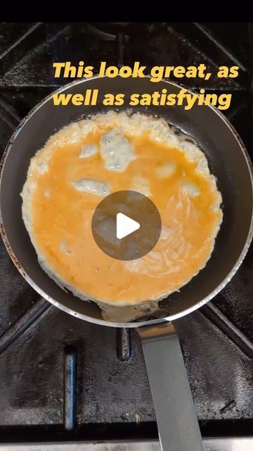 Hair_Crush_Denise on Instagram: "The perfect scrambled egg ." Chill Hip Hop, Lunch Homemade, Hospital Food, Tandoori Roti, Scrambled Eggs Recipe, Eggs Breakfast, Breakfast Wraps, One Egg, Perfect Eggs