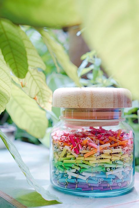 Close-Up Of Notes In Glass Jar On Table 365 Note Jar, Encouragement Jar, Paper Snowflake Designs, Jar Of Notes, Free Gift Idea, Happy Jar, Memory Jar, Gift Jar, Jar Diy