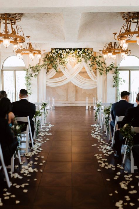 Wedding Ideas Ceremony Indoor, Small Indoor Ceremony Decor, Wedding Setup Indoor, 50 Person Wedding Ceremony, Patio Ceremony Wedding, Wedding Ceremony Ideas Decoration Indoor, Ceremony Set Up Indoor, White Wedding Ceremony Indoor, Wedding Ceremony Set Up Indoor