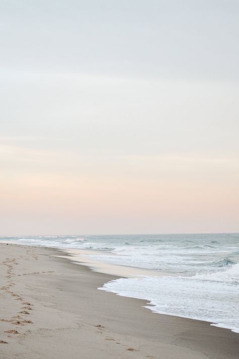 White Beach Wallpaper, Cape Cod Photography, White Sunset, Beach Sunset Wallpaper, Waves Photos, Pastel Sunset, Ocean Photos, Nautical Wall Art, Sunset Wallpaper