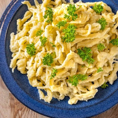 One of Germany's most beloved foods, here is a fool-proof and authentic German Spaetzle recipe just the way you know and love it from Swabia! Spaetzle Recipes, Daring Gourmet, German Spaetzle, Spaetzle Maker, Spaetzle Recipe, Food Authentic, Quick Lunch Recipes, Oktoberfest Food, Silicone Baking Sheet