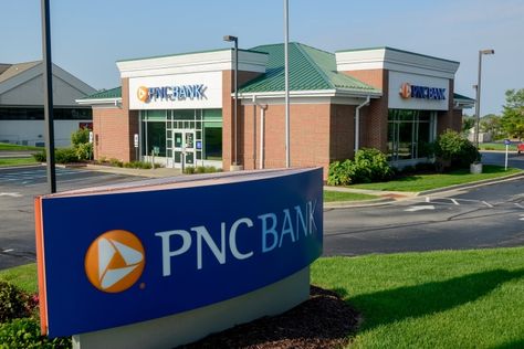 PNC Bank Ground Lease Sale Arranged by The Boulder Group Pnc Bank, Food Logo Design, Online Banking, Financial News, Live News, Bouldering, News Today, Finance, For Sale