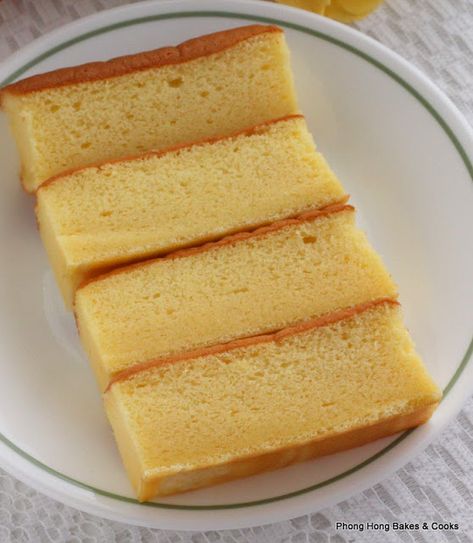 Phong Hong Bakes and Cooks!: Japanese Cotton Sponge Cake Japanese Sponge Cake, Japanese Cotton Cake, Japanese Cotton Jiggle Cake, Chinese Sponge Cake, Japanese Cotton Sponge Cake Recipe, Japanese Cake, Sponge Cake Recipes, Healthy Cake, Rice Flour