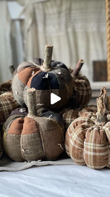 Christina Wade on Instagram: "Just listed some more old quilt pumpkins! I love the different textures in the wool fabrics 🍁🍁. Available now in my Etsy shop, The Halsey Homestead. Link in my bio.   #falldecorations #fallfarmhouse #handmadepumpkins #fabricpumpkins #diypumpkins #halloweendecorations #falldecor #antiquequilts #vintagequilts #neutralfalldecor #neutralfarmhouse #earthytones #handmadefalldecor #fallsewingprojects #primitivedecor #primitivepumpkin" Twisted Fabric Pumpkins, Wool Fabric Projects, Quilt Pumpkins, Pumpkin Fabric, Fall Sewing Projects, Primitive Pumpkin, Neutral Fall Decor, Recycled Sweaters, Primitive Fall