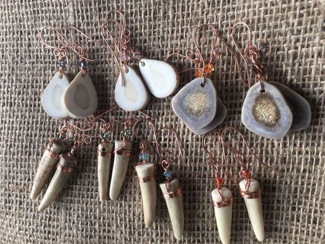 Deer Horn Jewelry, Elk Ivory, Deer Antler Jewelry, Elk Horn, Deer Antler Crafts, Antler Buttons, Antler Earrings, Deer Horn, Antler Crafts